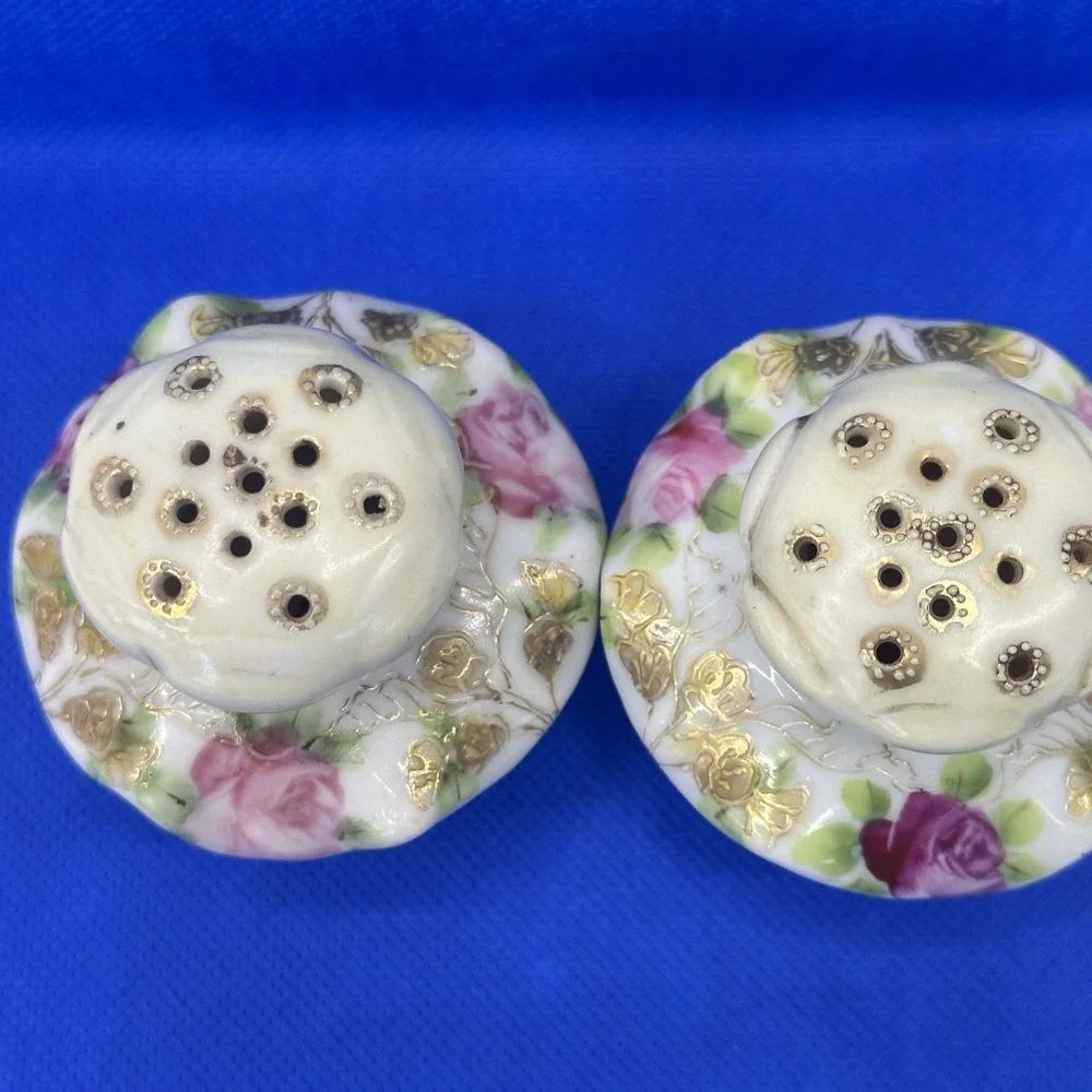 Antique Nippon Porcelain Hand Painted Salt Pepper Shakers Ceramic Never Lids‎